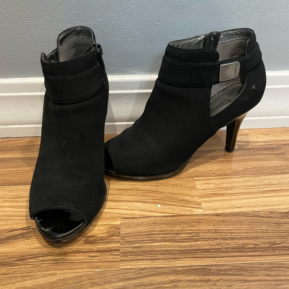 Open Toe Booties, Size: 7, Black
